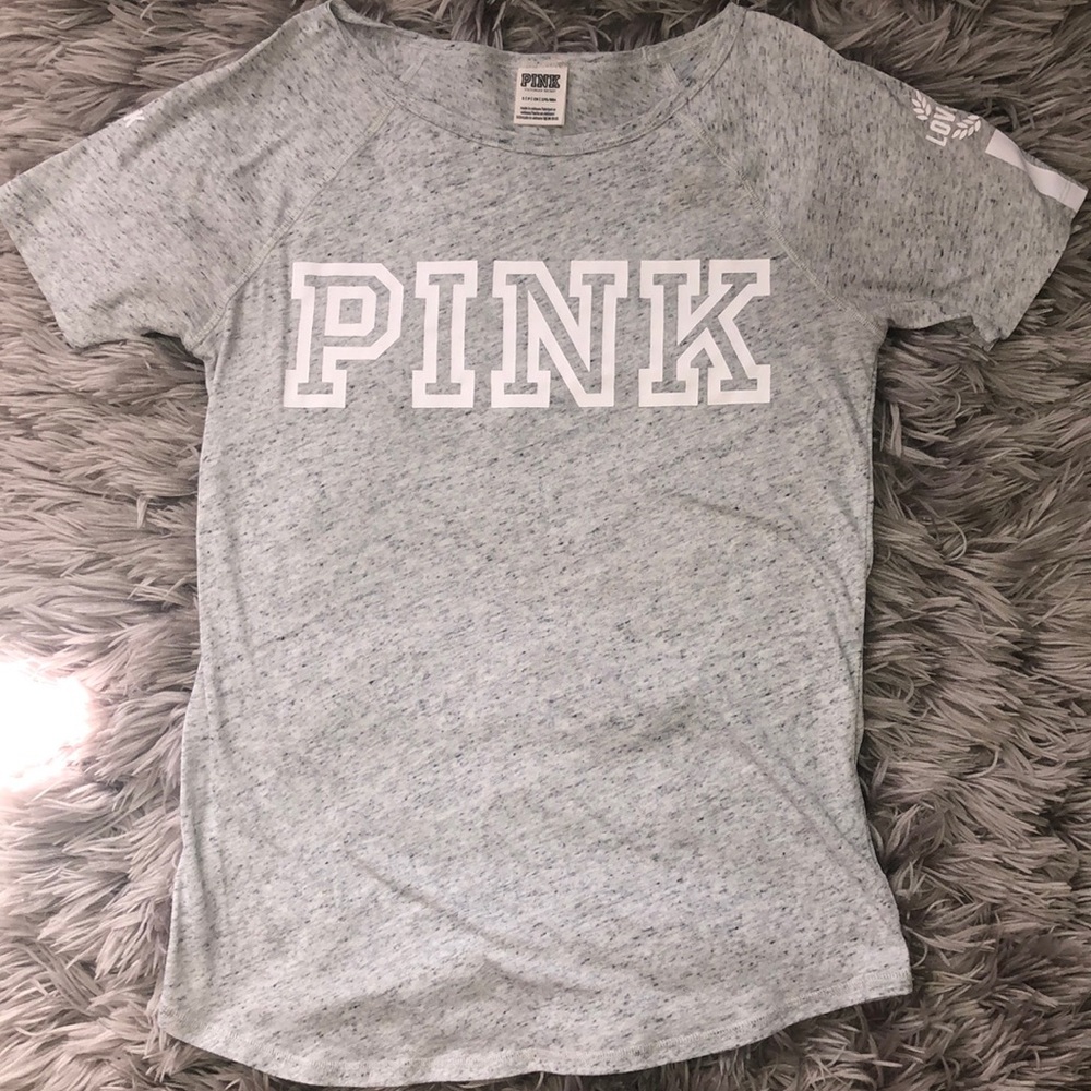 🚨 DEAL ALERT - PINK Gray T-Shirt